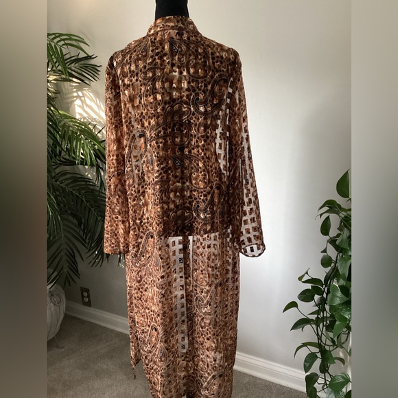 Women sheer cover top - Picture 3 of 3